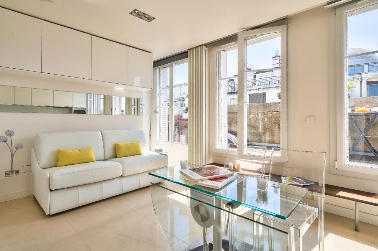 Designed Studio With Ac-Terrasse Vue Tour Eiffel Parijs Buitenkant foto