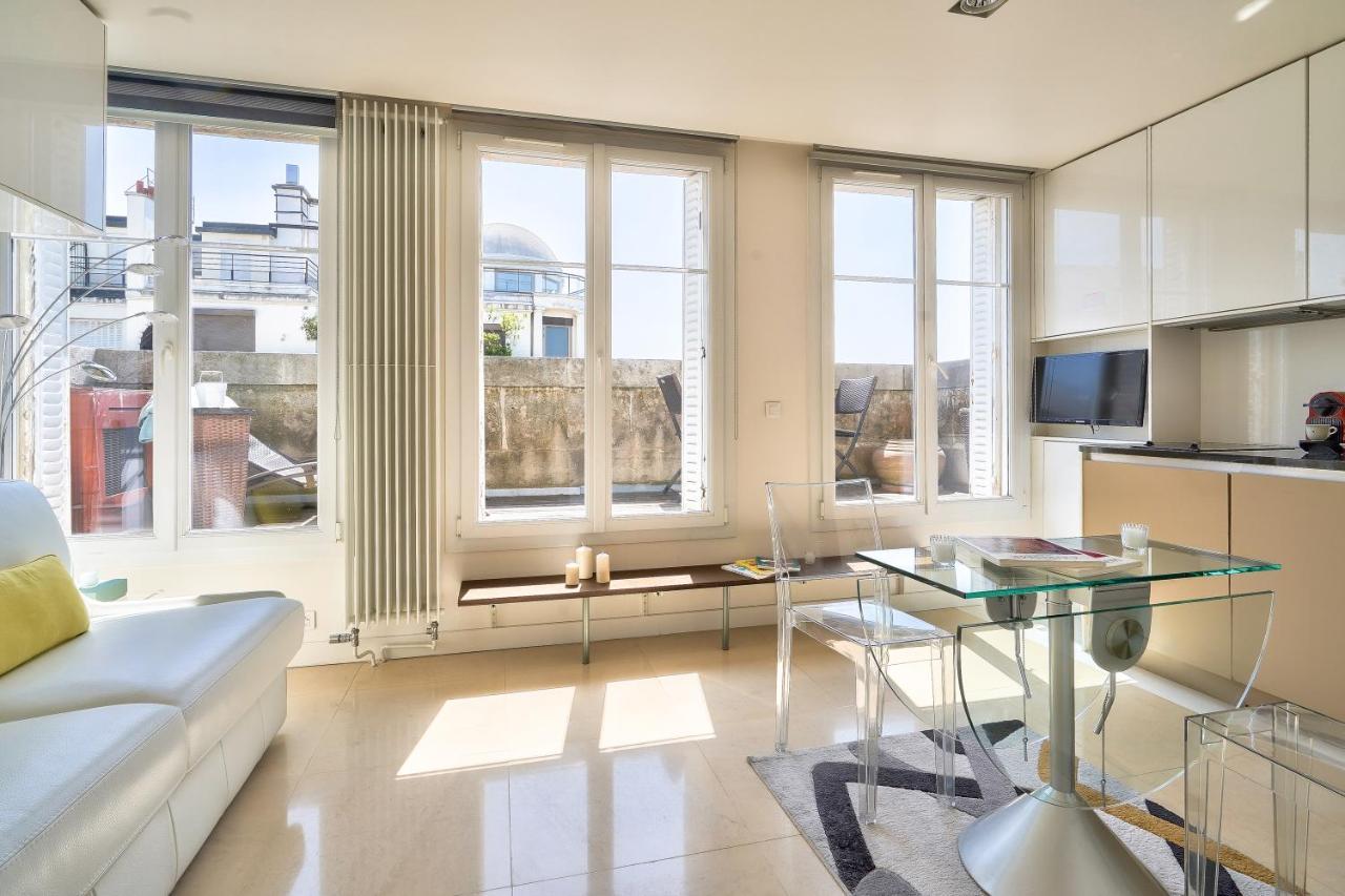 Designed Studio With Ac-Terrasse Vue Tour Eiffel Parijs Buitenkant foto